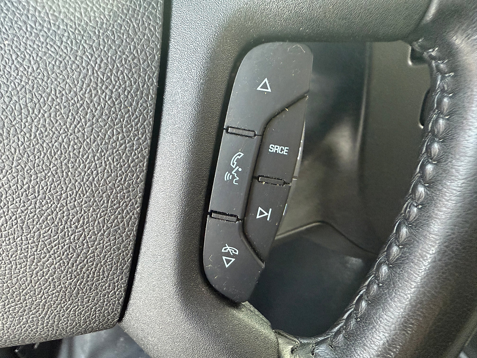 Used 2022 Chevrolet Express 2500 w/ Driver Convenience Package image 22