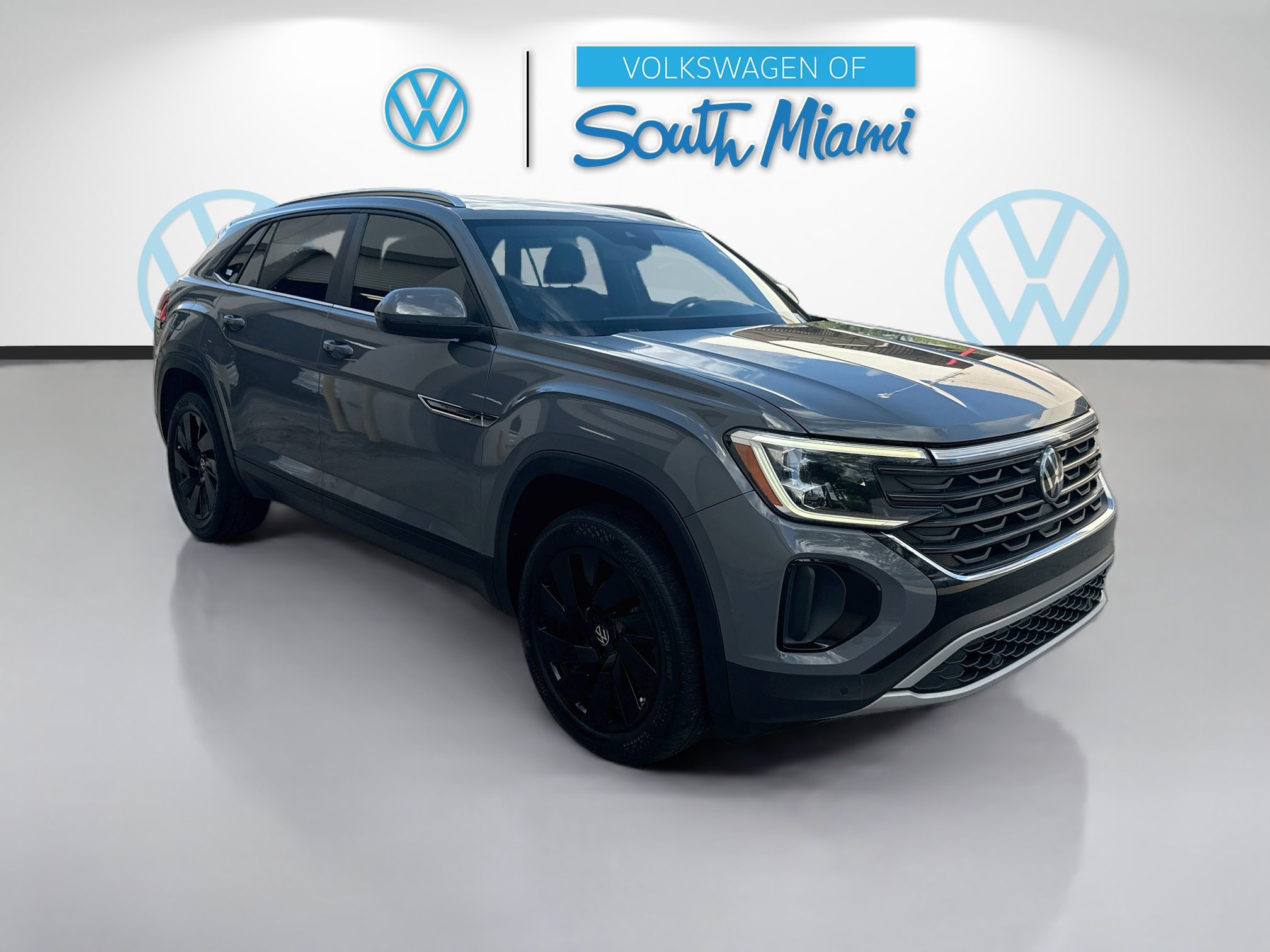Certified 2024 Volkswagen Atlas Cross Sport SE FWD video 1