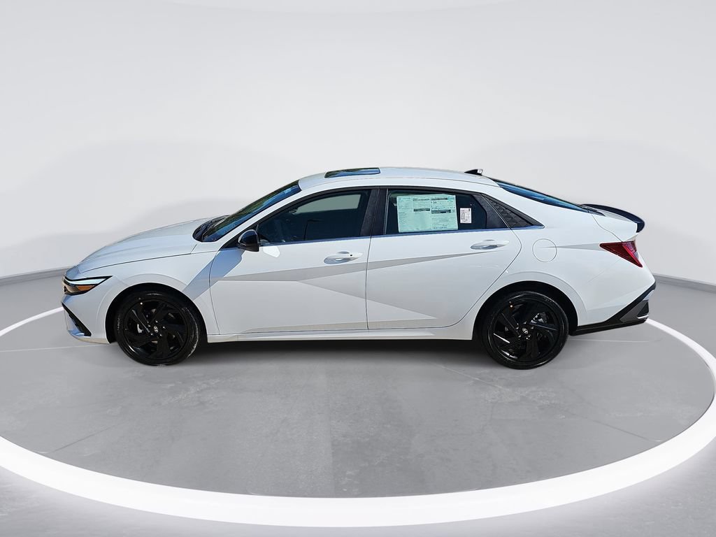 New 2026 Hyundai Elantra SEL Sport Premium FWD image 8