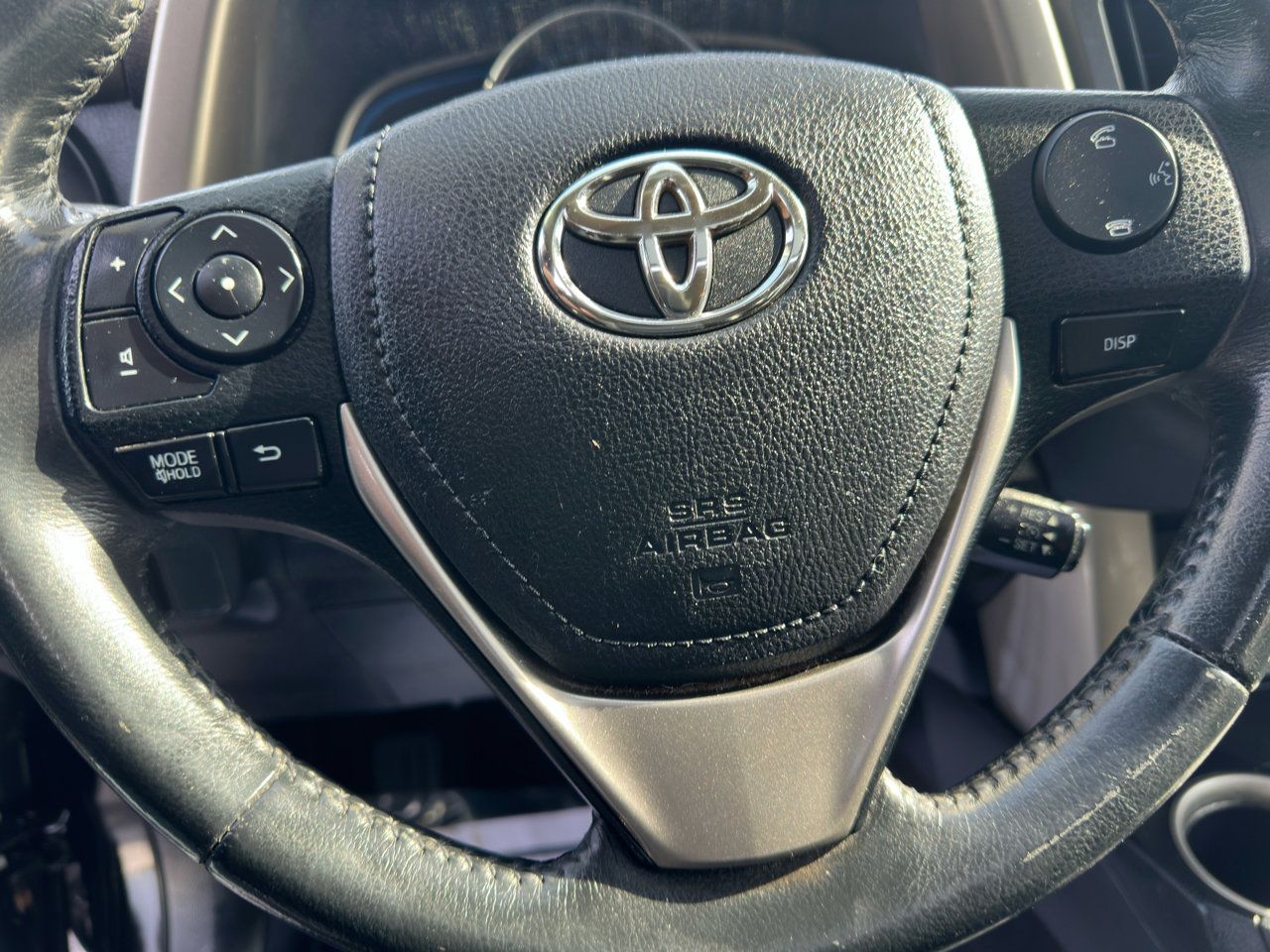 Used 2014 Toyota RAV4 Limited image 31