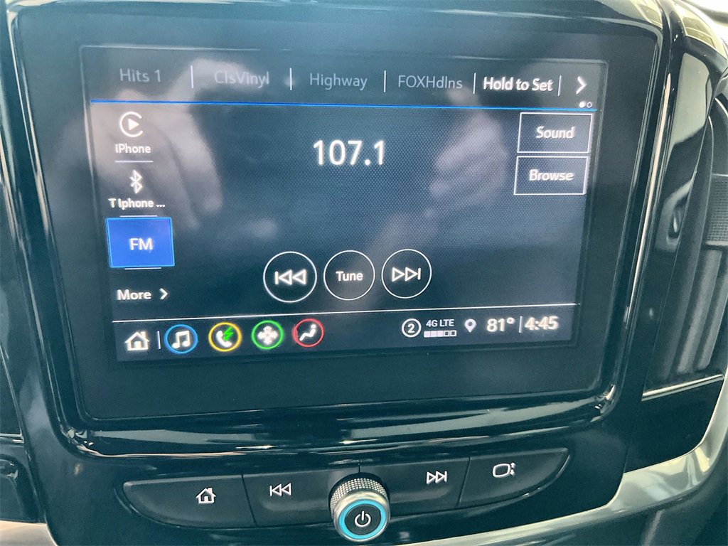 Used 2022 Chevrolet Traverse LT image 12