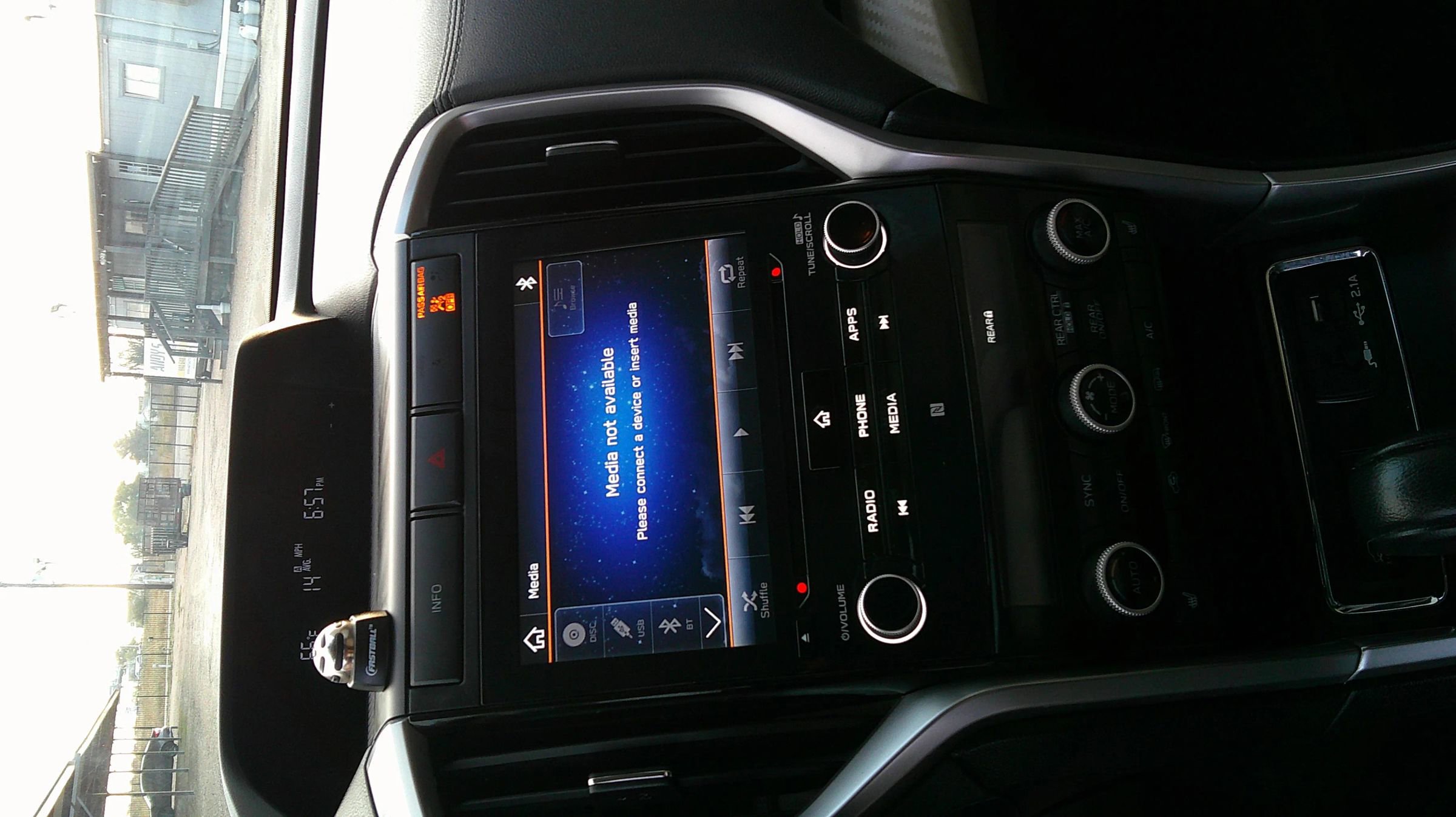 Used 2019 Subaru Ascent Premium image 25