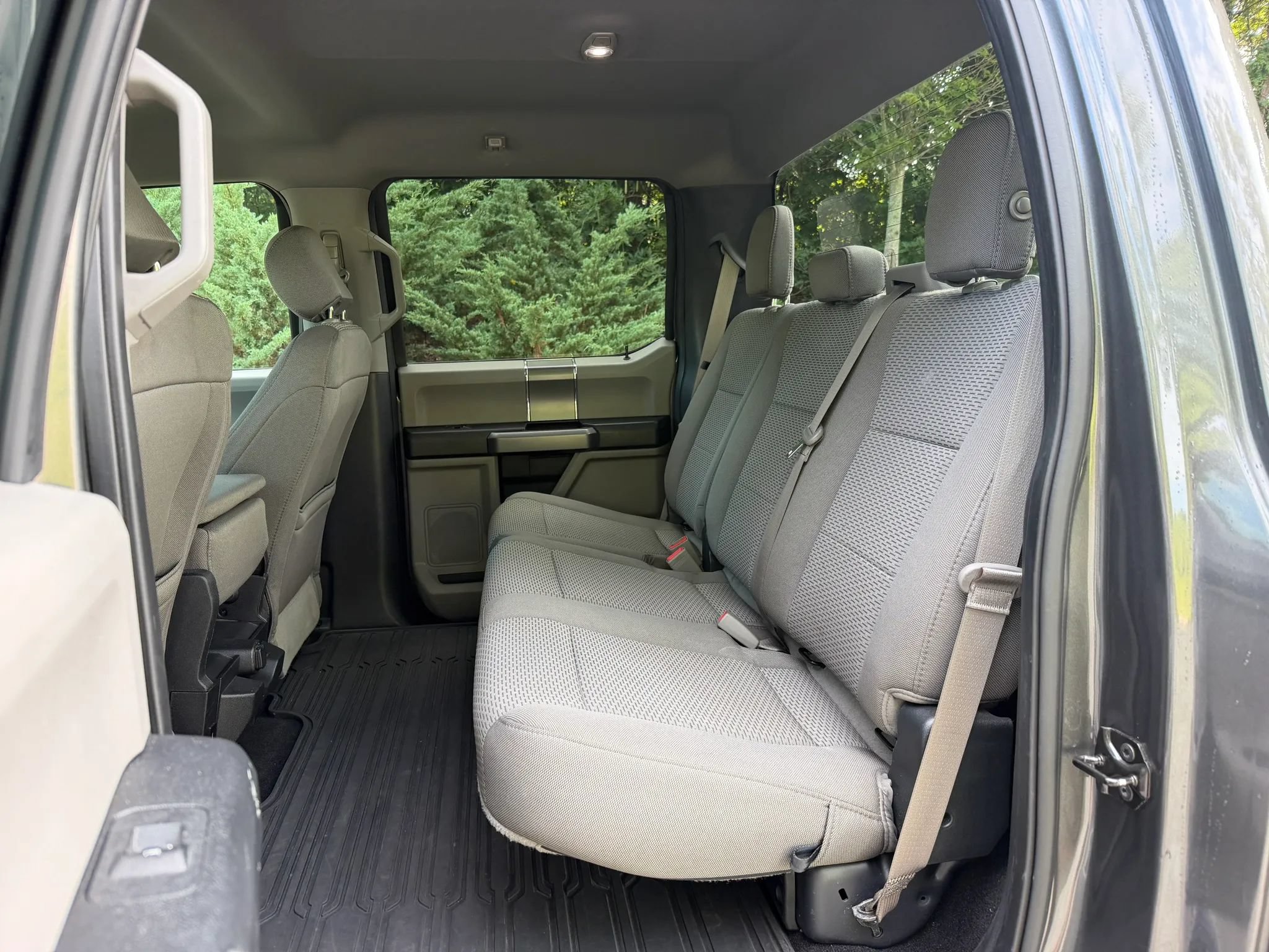 Used 2019 Ford F150 XLT w/ Equipment Group 302A Luxury AWD/4WD image 8