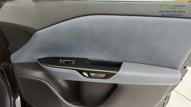 Used 2026 Lexus RZ 350e 2WD w/ Convenience Package image 37