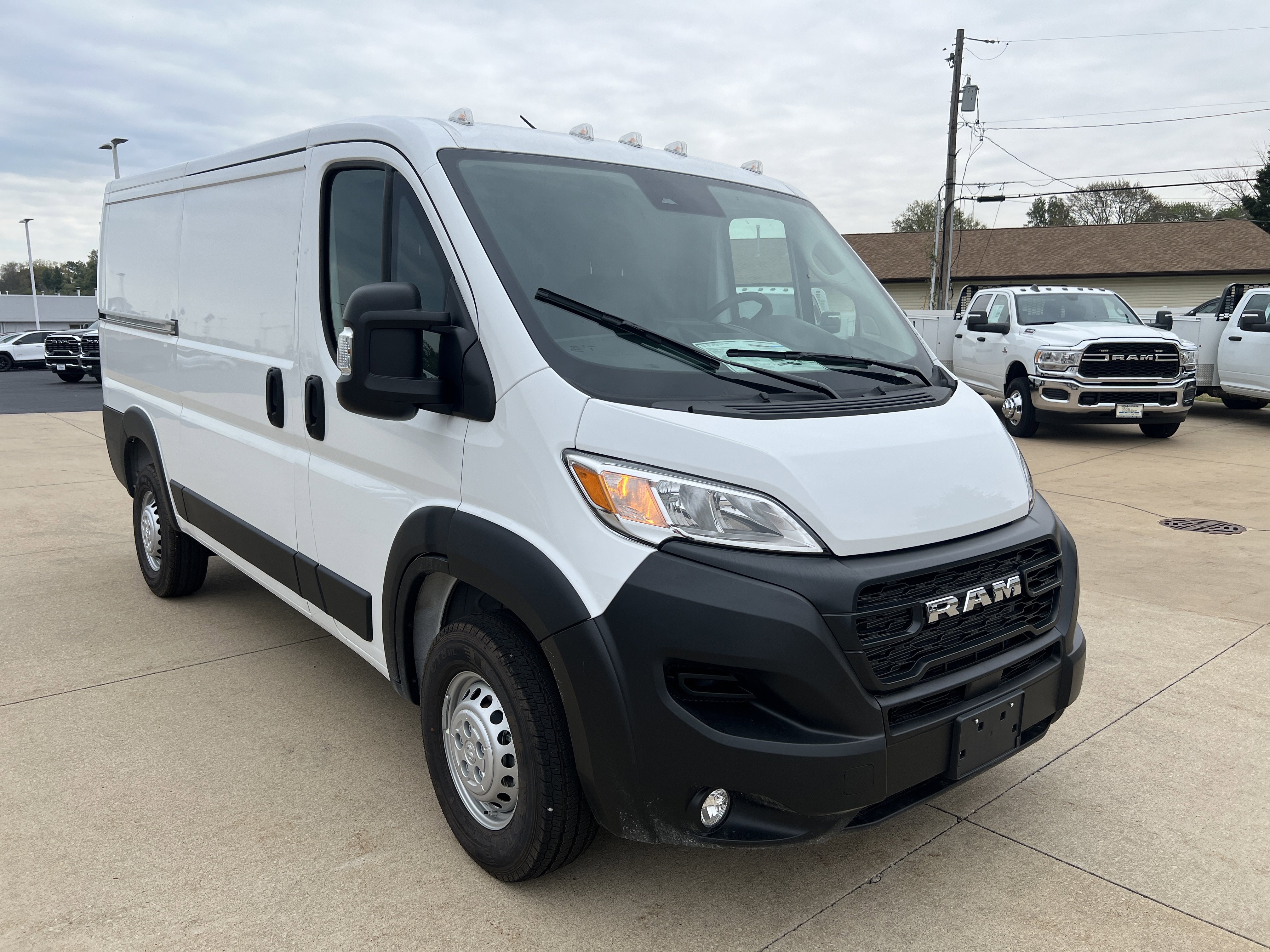 New 2026 RAM ProMaster 1500 w/ Convenience Group image 10