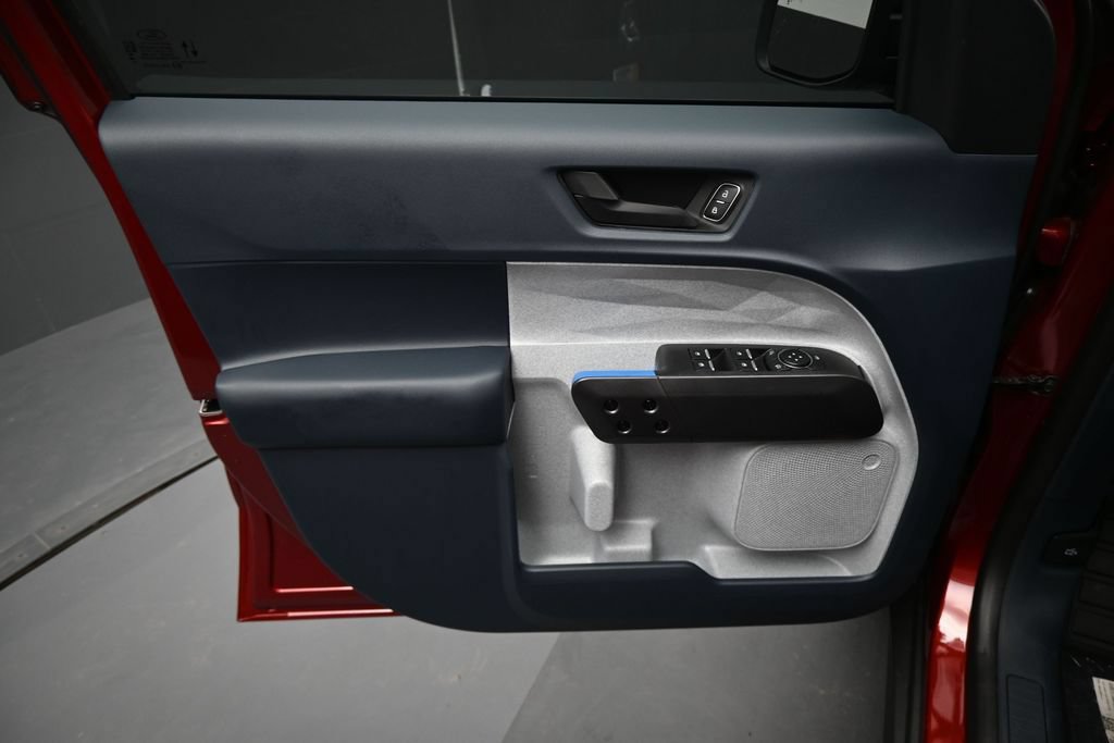 New 2026 Ford Maverick XLT FWD image 7