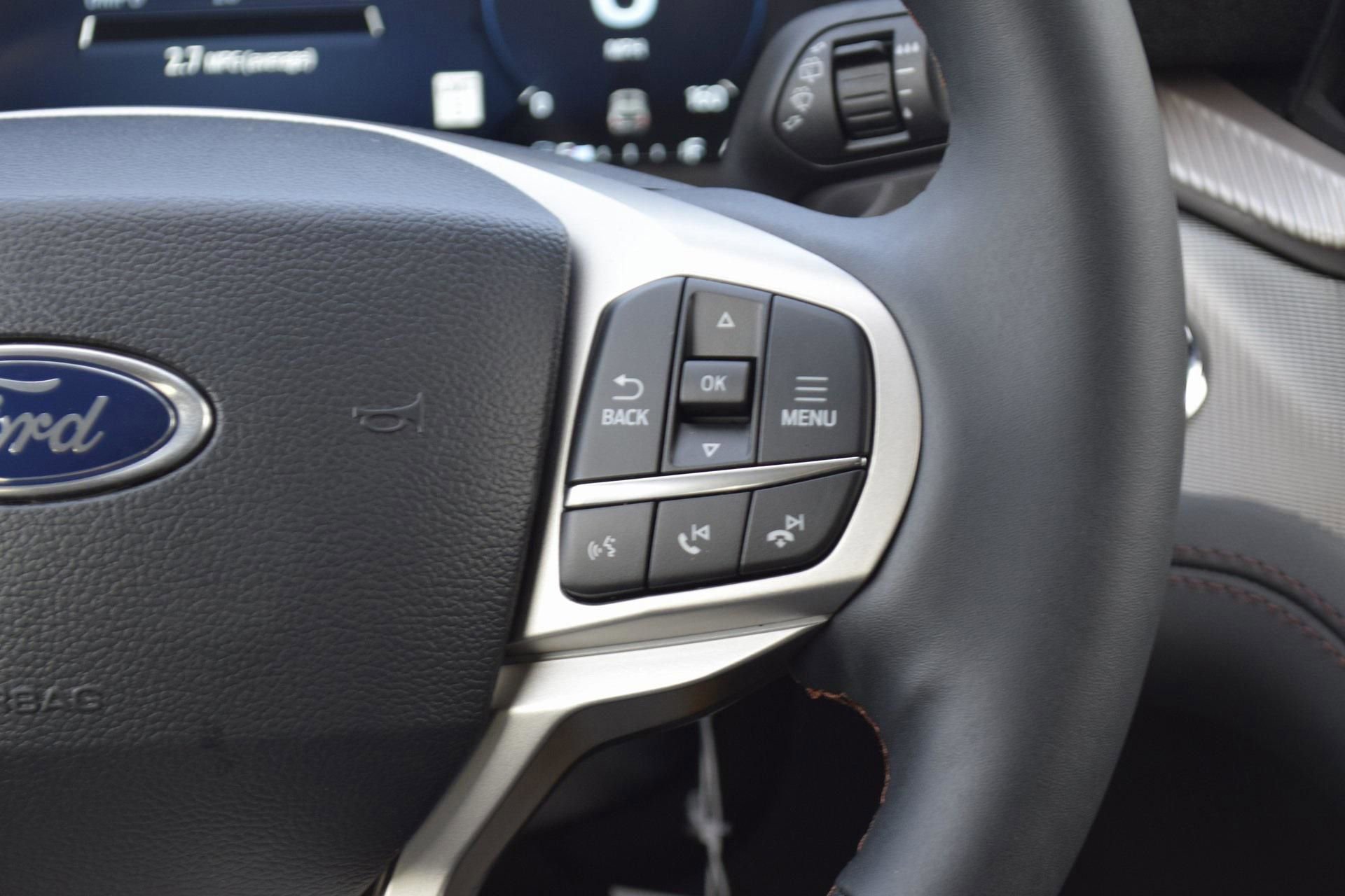 New 2026 Ford Explorer Active w/ Active Comfort Package image 10