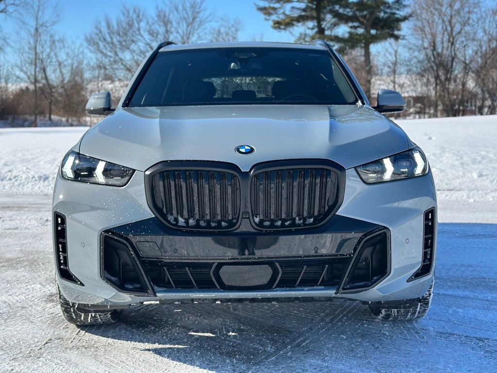 Certified 2024 BMW X5 xDrive40i w/ Executive Package image 2