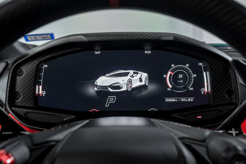 Used 2024 Lamborghini Revuelto AWD/4WD image 13