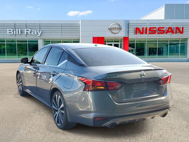 Used 2020 Nissan Altima 2.5 SR w/ Premium Package FWD image 3