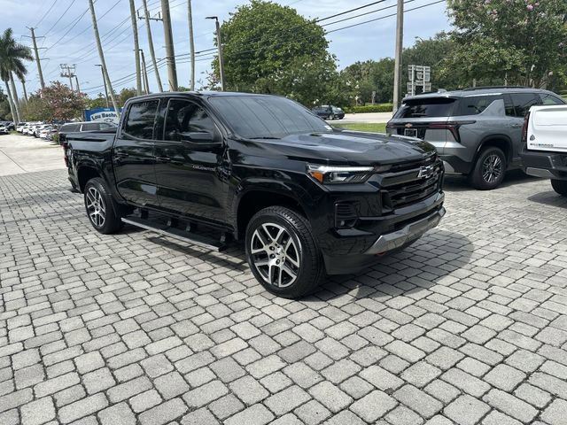 Used 2023 Chevrolet Colorado Z71 w/ Z71 Convenience Package 2 AWD/4WD image 16