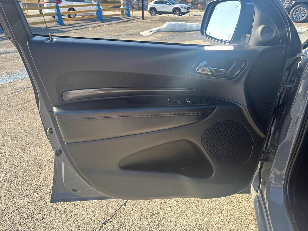 Used 2023 Dodge Durango GT image 9