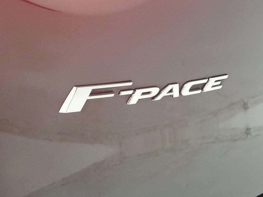 Used 2019 Jaguar F-PACE S AWD/4WD image 7
