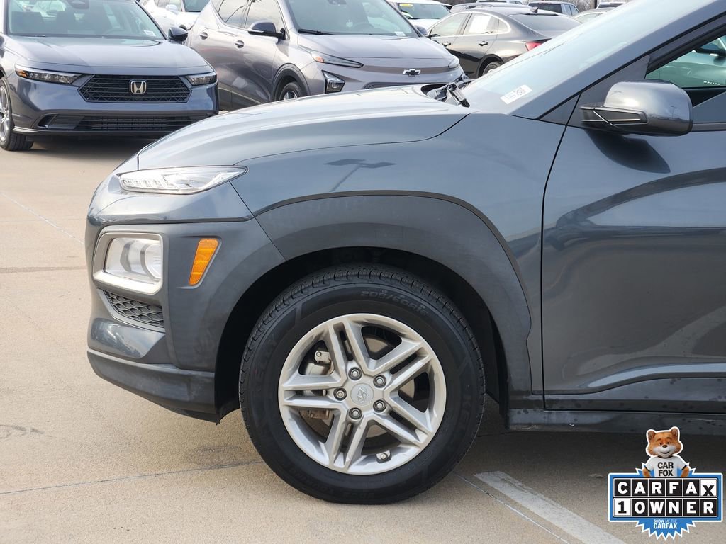 Used 2021 Hyundai Kona SE w/ Cargo Package image 11