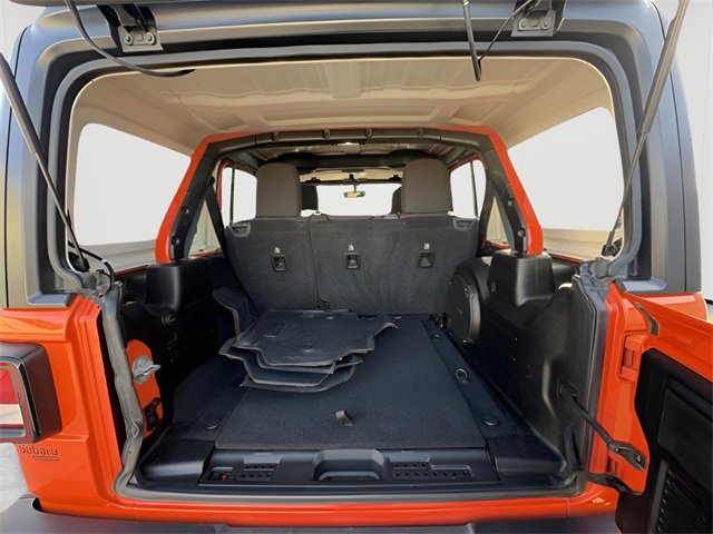 Used 2018 Jeep Wrangler Unlimited Sahara image 11