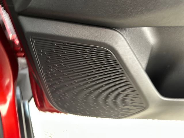 Used 2025 Chevrolet Equinox LT w/ Midnight Edition FWD image 29