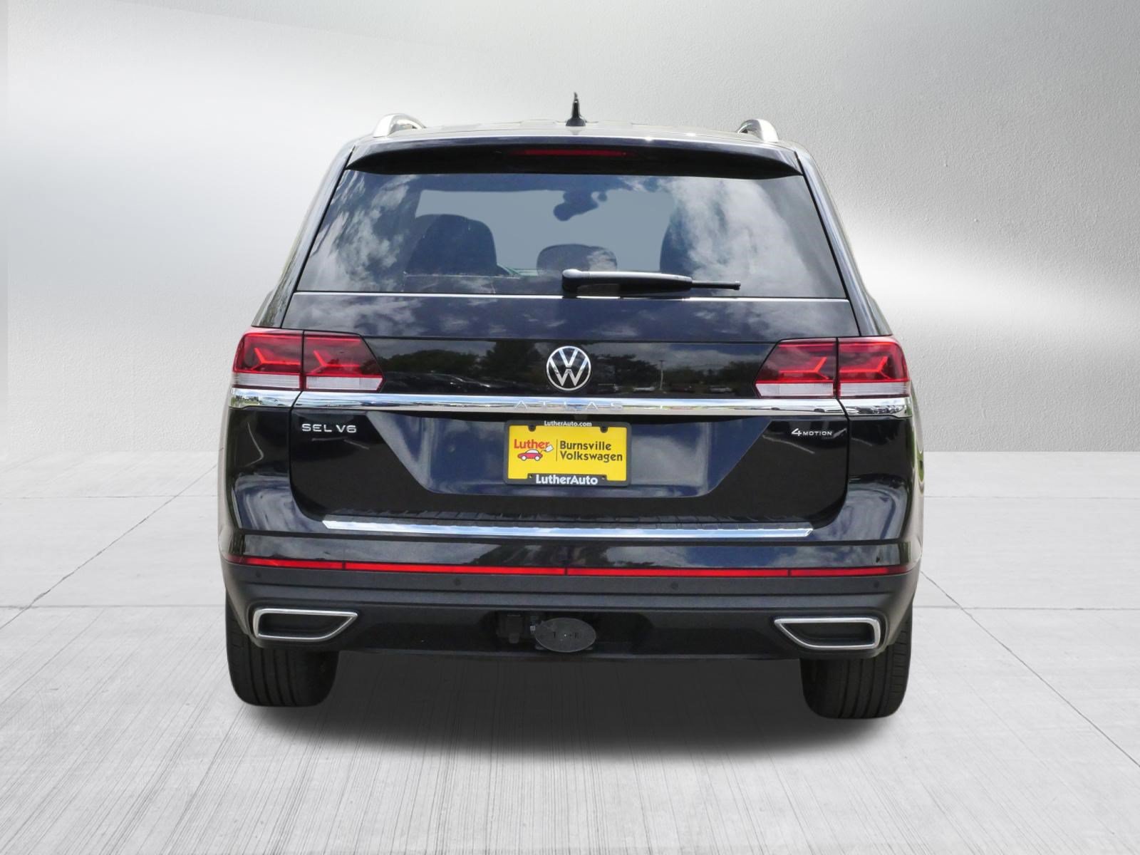 Used 2023 Volkswagen Atlas SEL AWD/4WD image 6