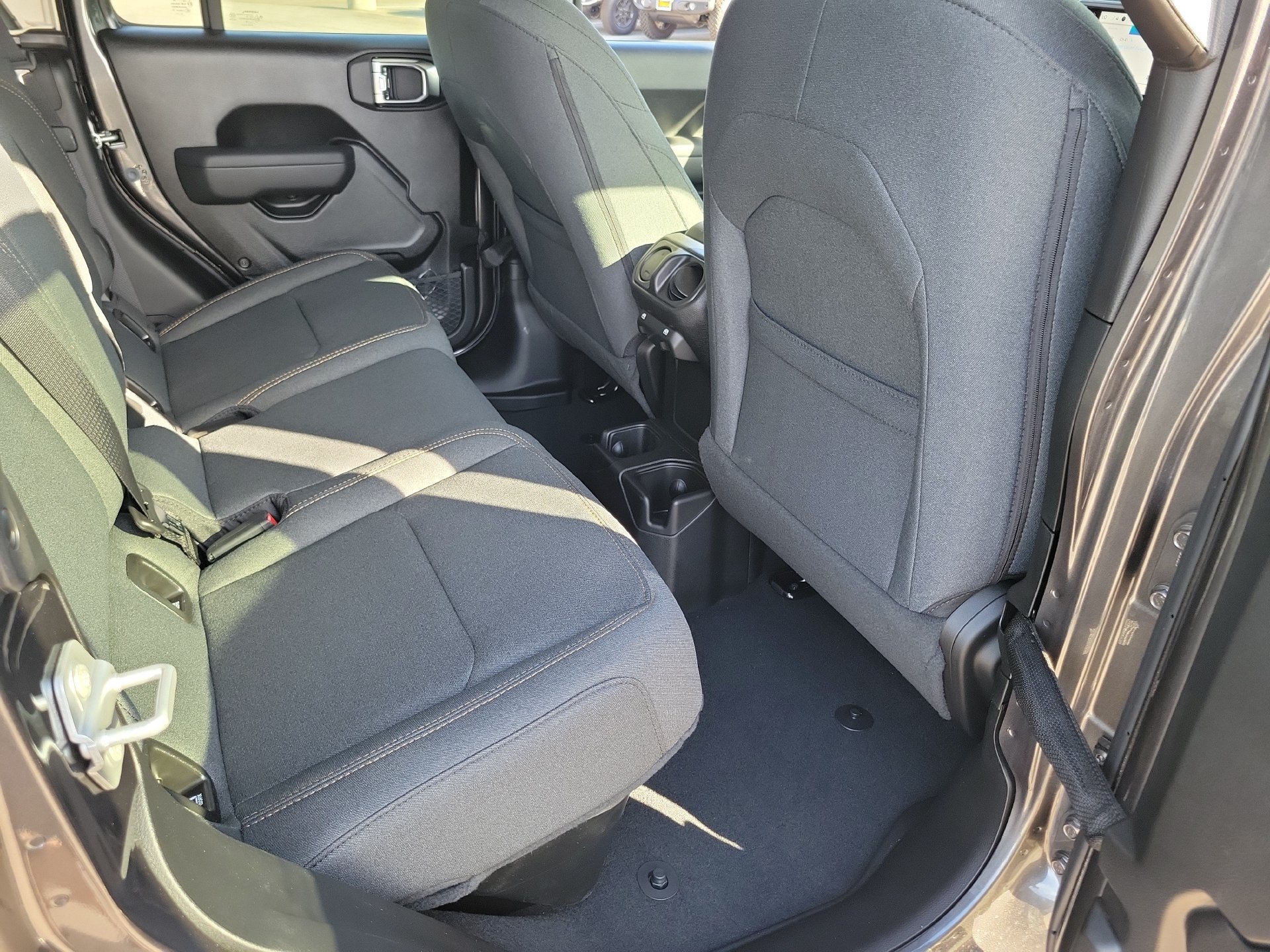 New 2026 Jeep Gladiator Sport AWD/4WD image 15
