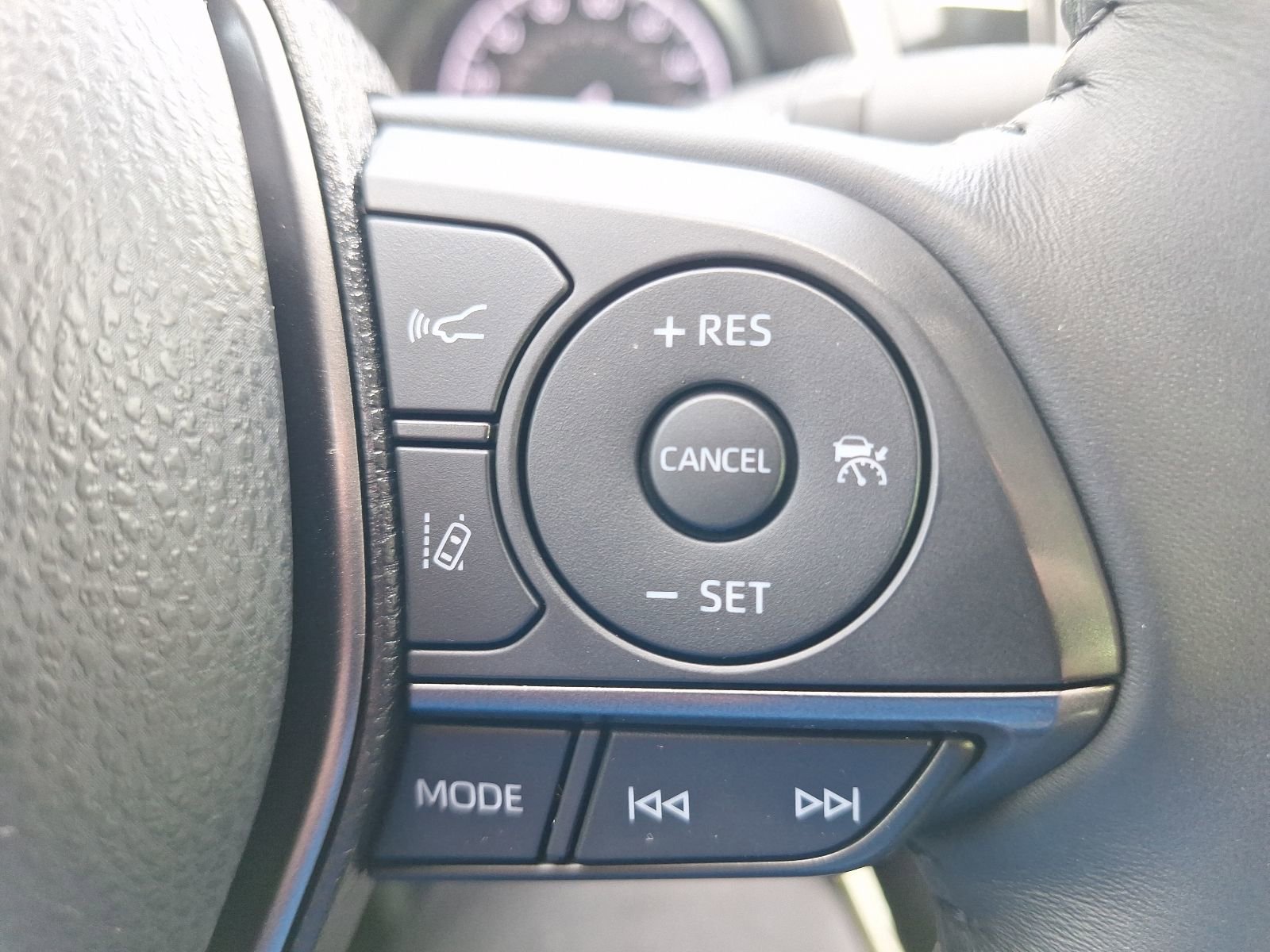 Used 2023 Toyota Camry SE FWD image 20