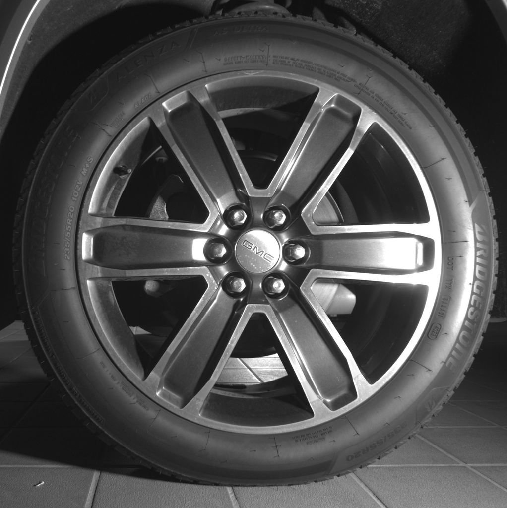Used 2018 GMC Acadia Denali w/ Technology Package FWD image 23