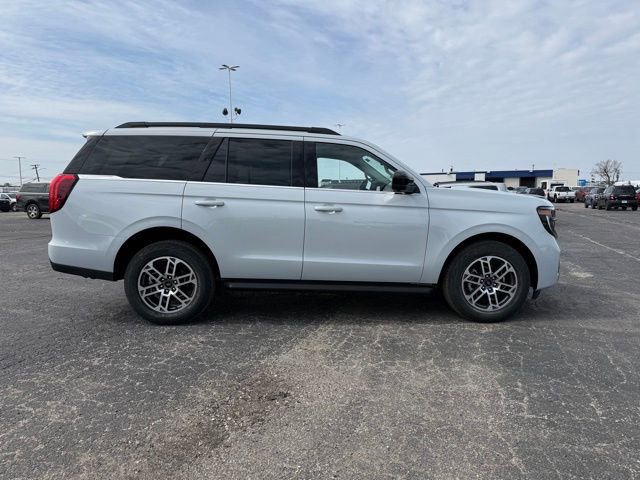 New 2026 Ford Expedition Active AWD/4WD image 10