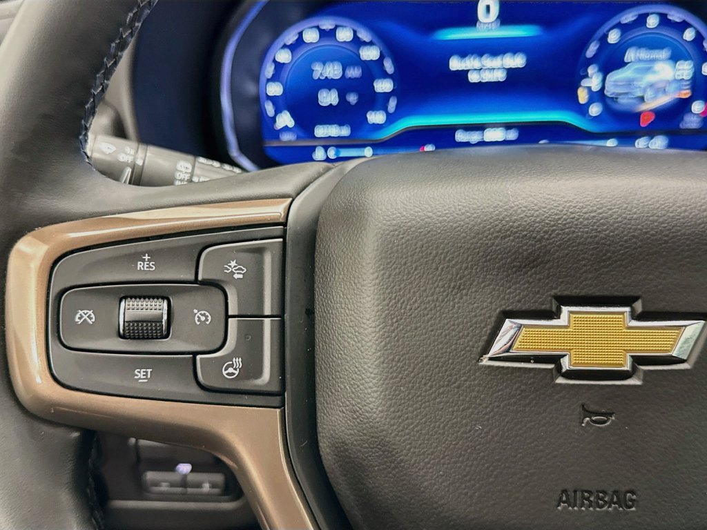 Used 2024 Chevrolet Tahoe High Country AWD/4WD image 11