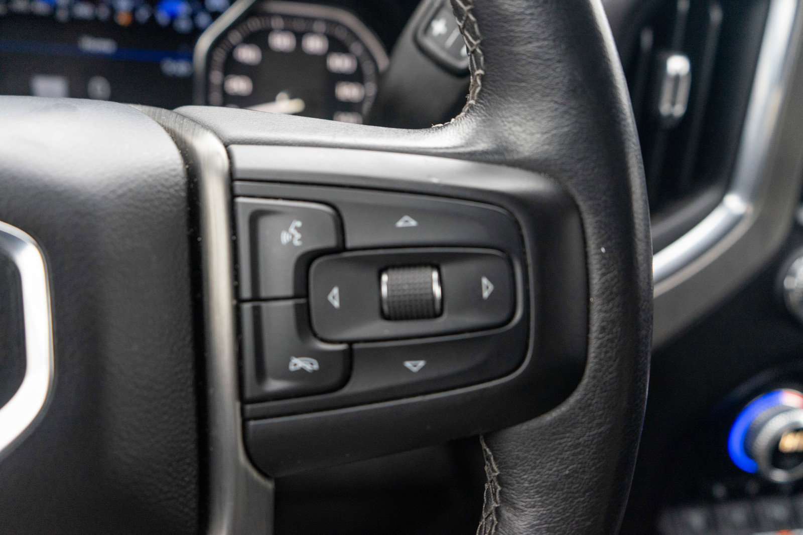 Used 2022 GMC Sierra 3500 Denali w/ Denali Ultimate Package image 23