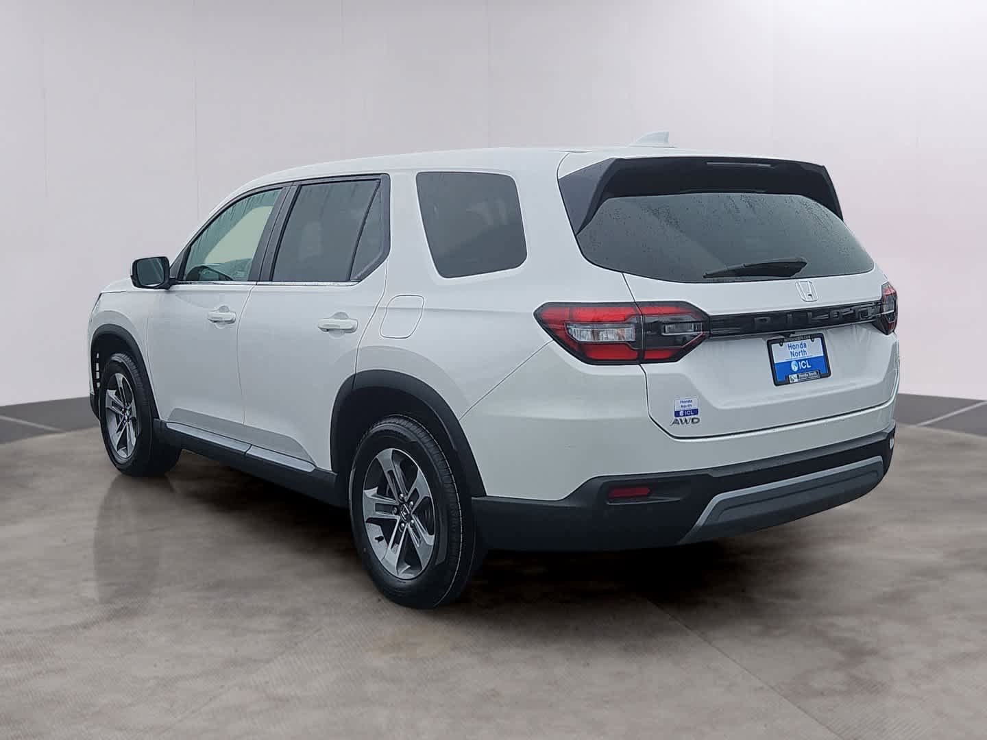 Certified 2023 Honda Pilot EX-L image 6