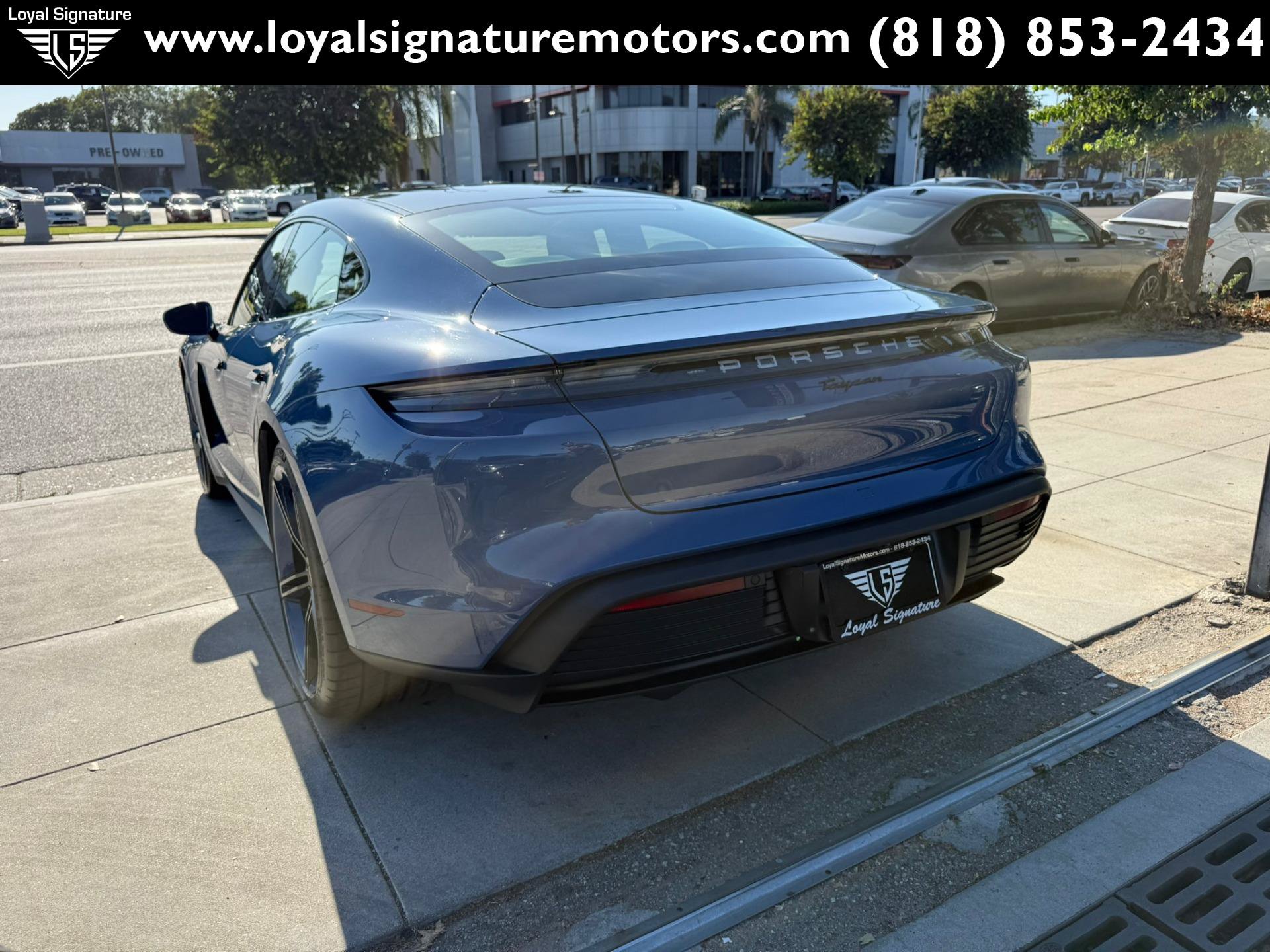 Used 2022 Porsche Taycan RWD image 5