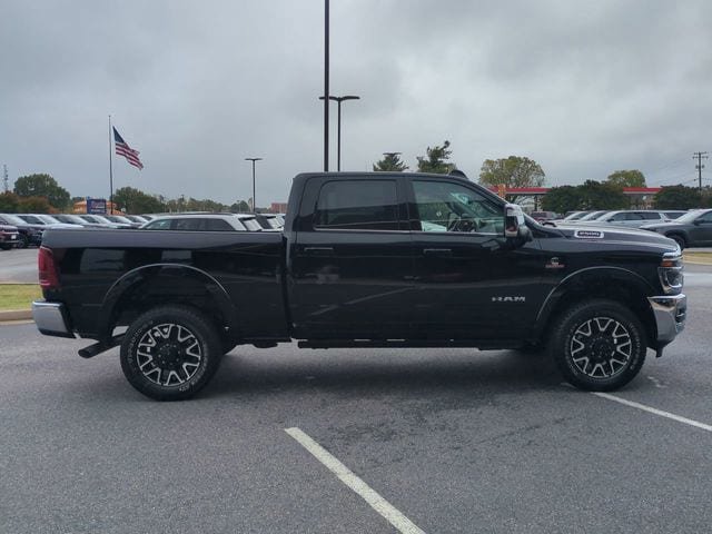 New 2026 RAM 2500 Limited AWD/4WD image 3