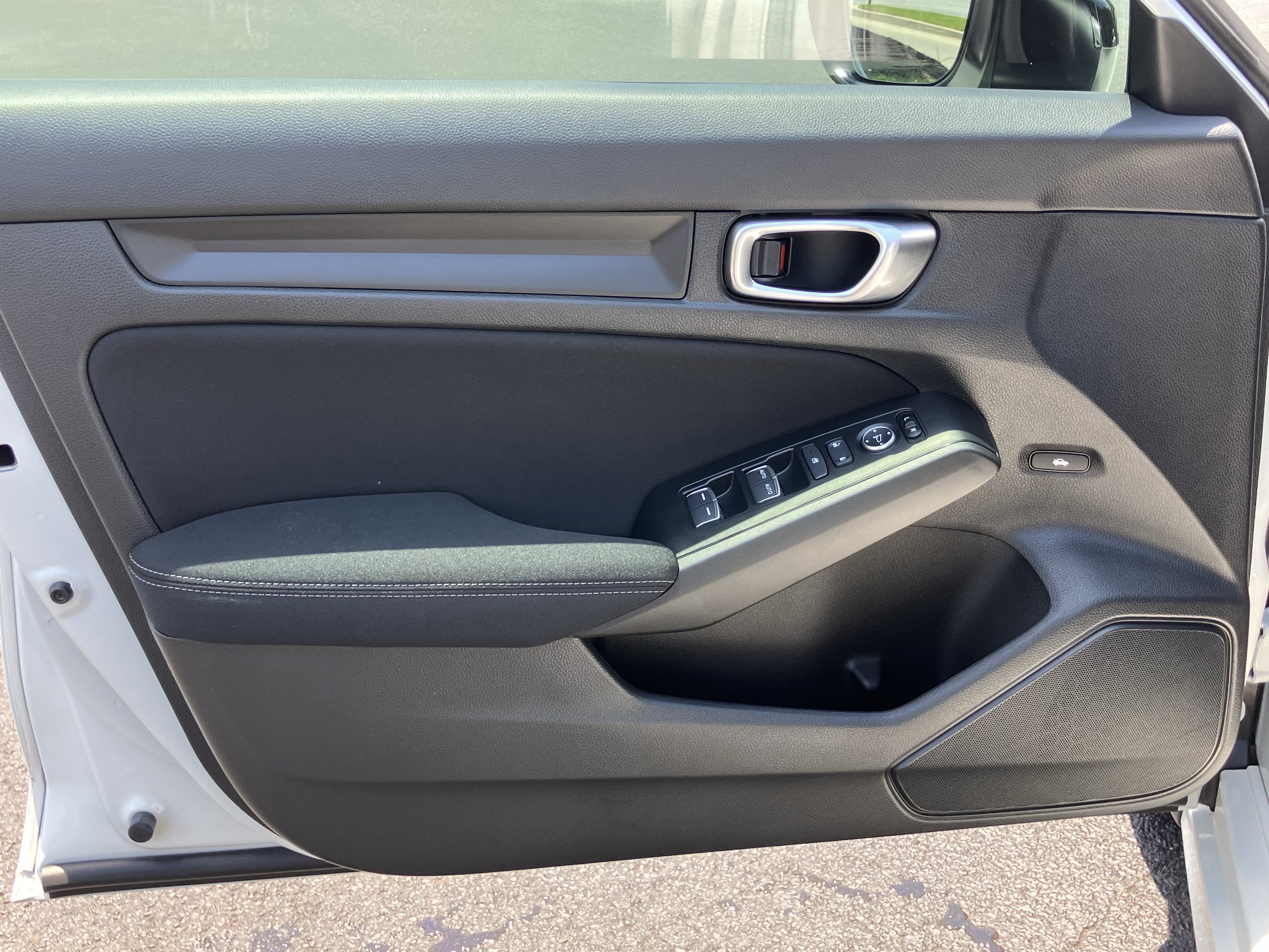 Used 2025 Honda Civic Sport image 14