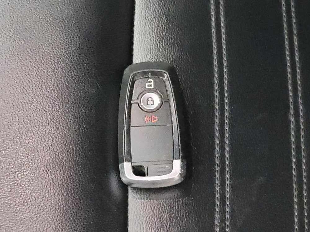 Used 2020 Ford Edge SEL AWD/4WD image 32