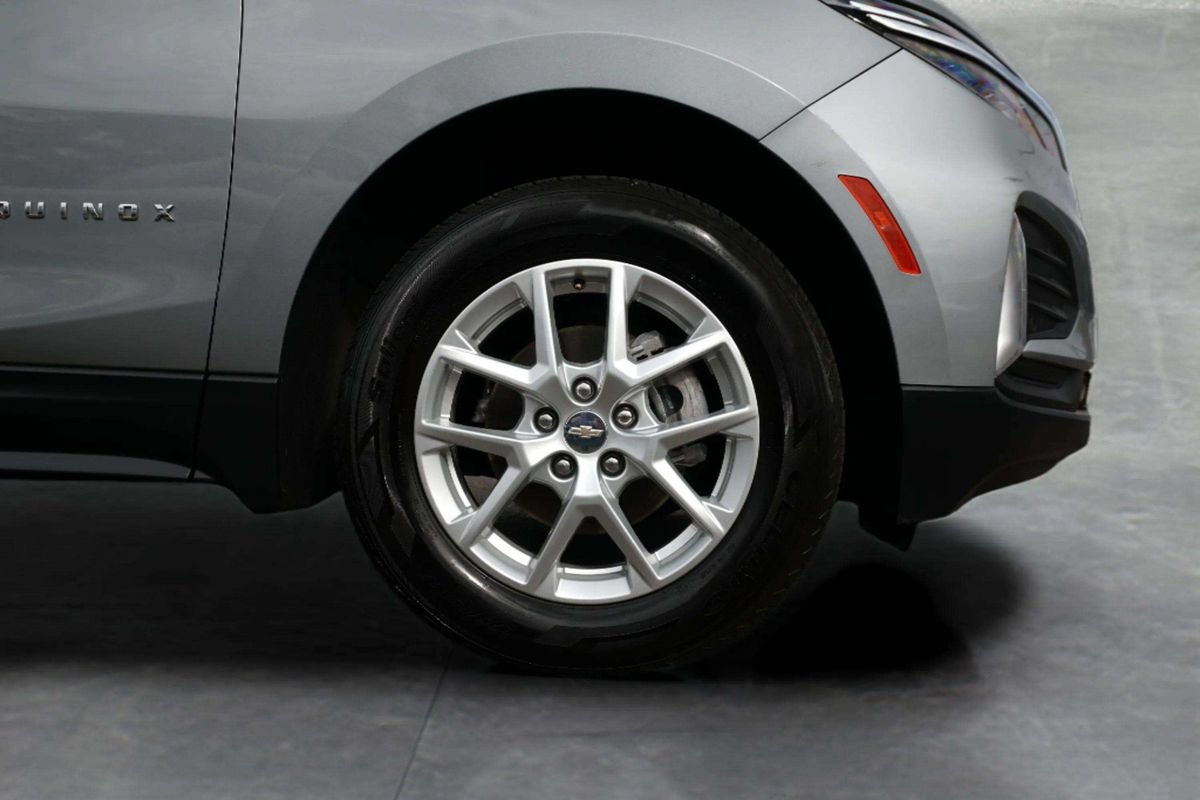 Used 2024 Chevrolet Equinox LT AWD/4WD image 9