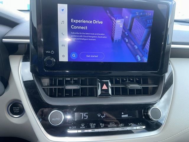 Used 2023 Toyota Corolla Cross LE image 11