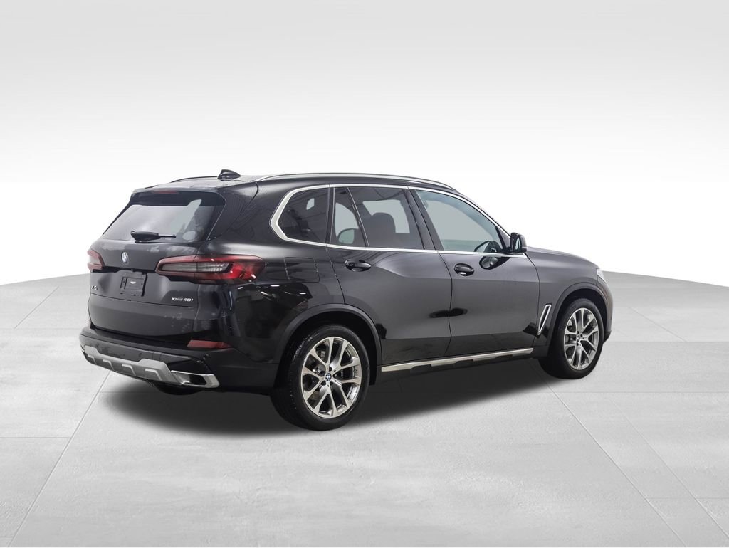 Certified 2023 BMW X5 xDrive40i w/ Executive Package image 5
