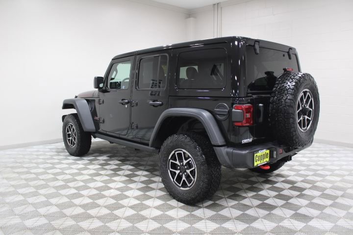 Used 2025 Jeep Wrangler Rubicon image 9