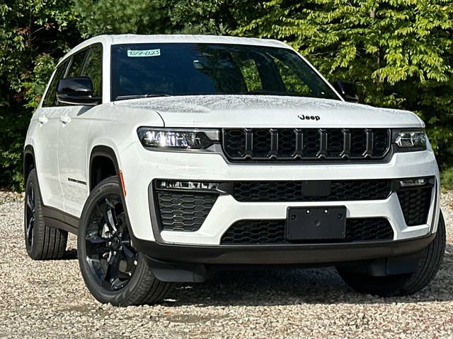 New 2027 Jeep Grand Cherokee L Limited AWD/4WD image 2