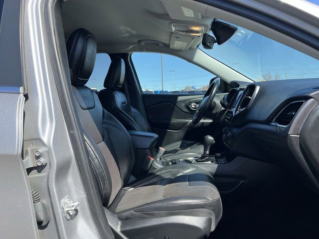 Used 2019 Jeep Cherokee Limited AWD/4WD image 19