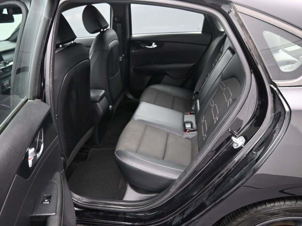 Used 2021 Kia Forte GT-Line image 16