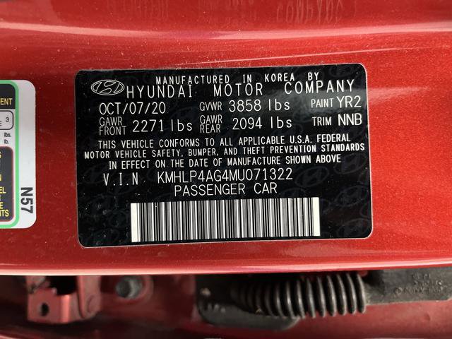 Used 2021 Hyundai Elantra Limited image 36