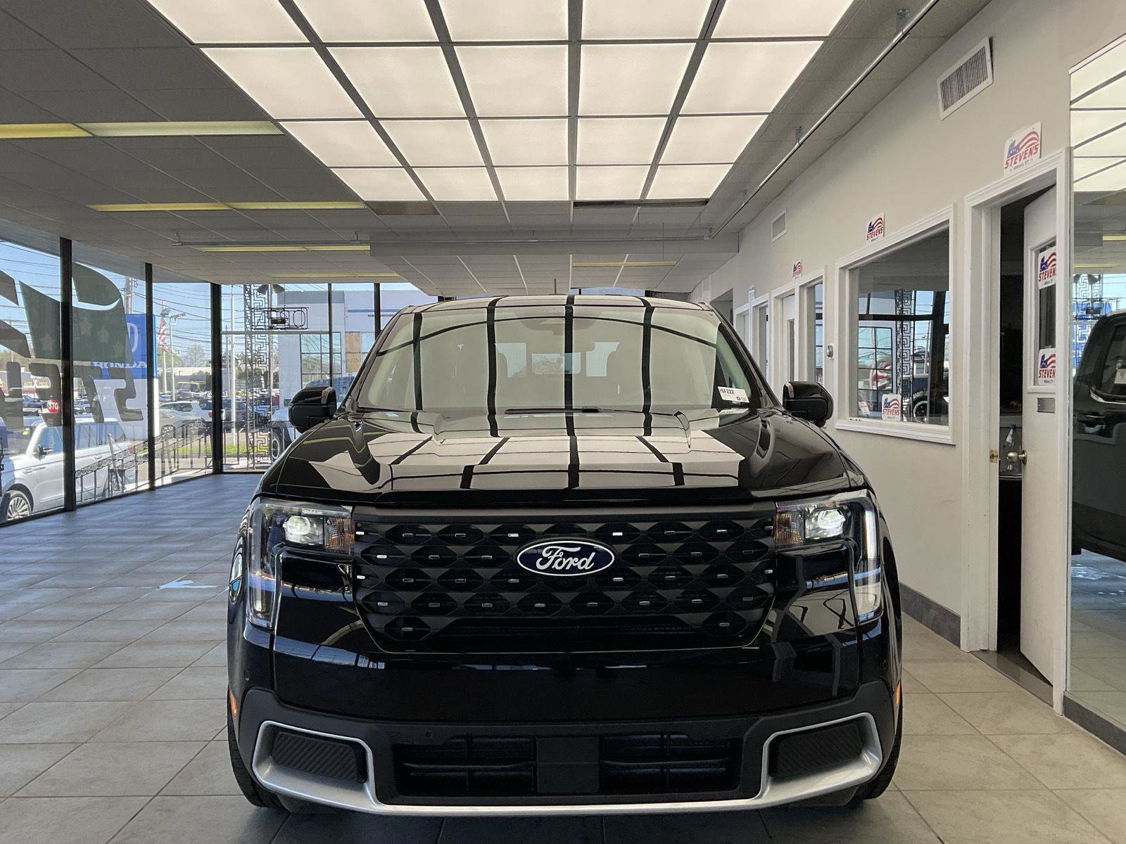 New 2026 Ford Maverick Lariat AWD/4WD image 2