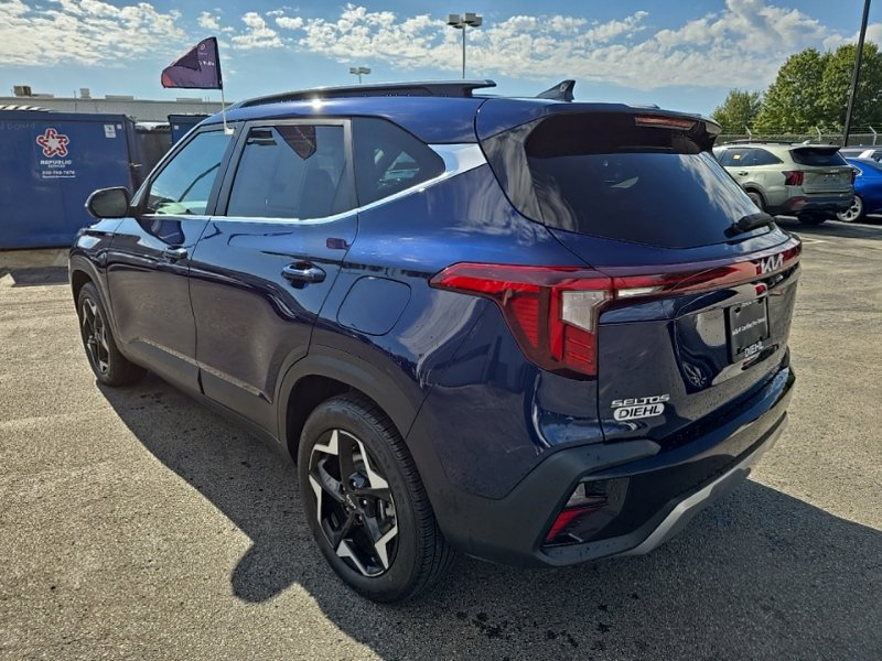 Certified 2024 Kia Seltos EX AWD/4WD image 7