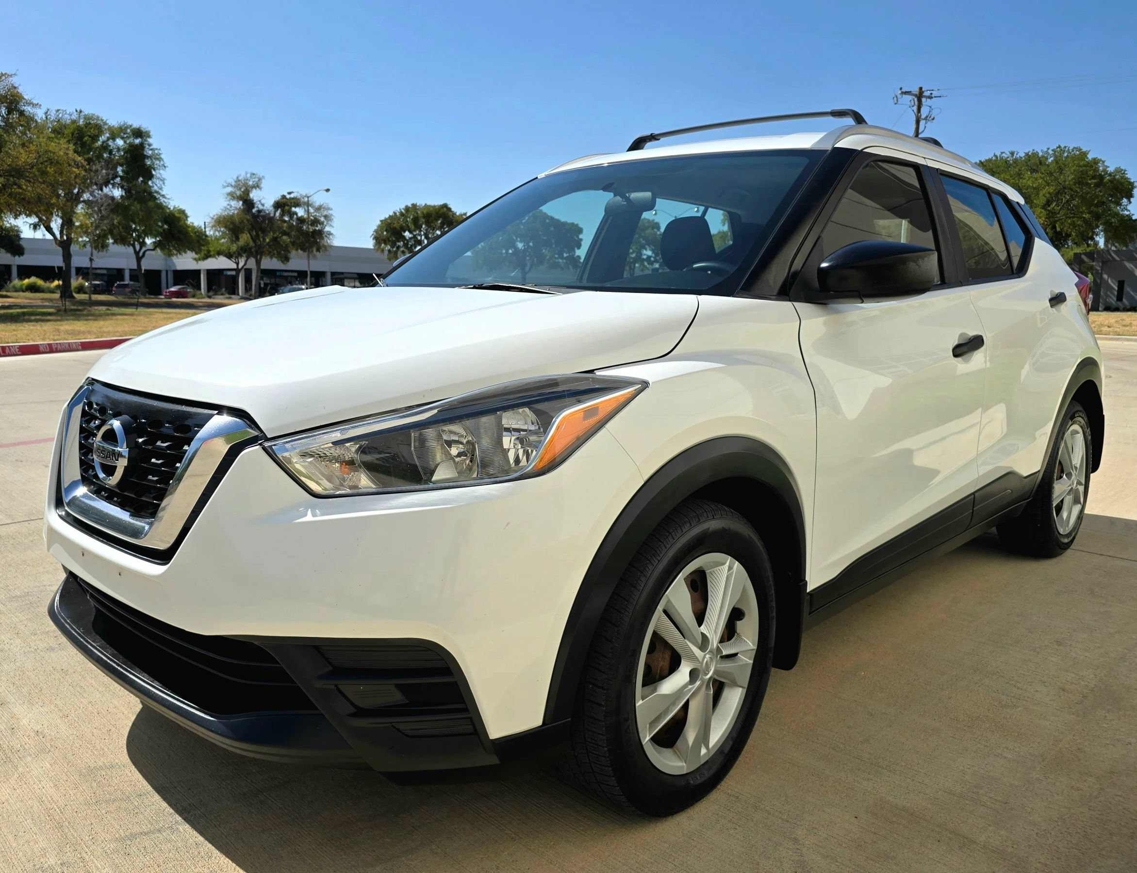 Used 2018 Nissan Kicks S w/ Exterior Package FWD image 5