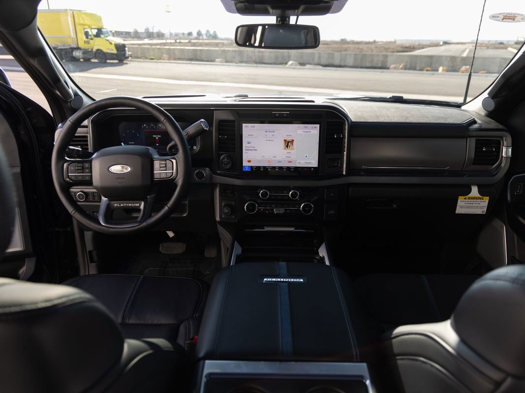 Used 2025 Ford F350 Platinum image 35