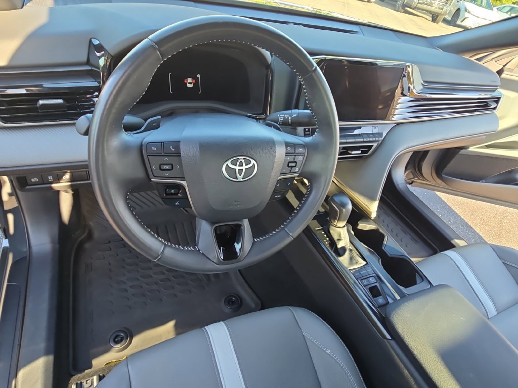 Certified 2025 Toyota Camry SE AWD/4WD image 18