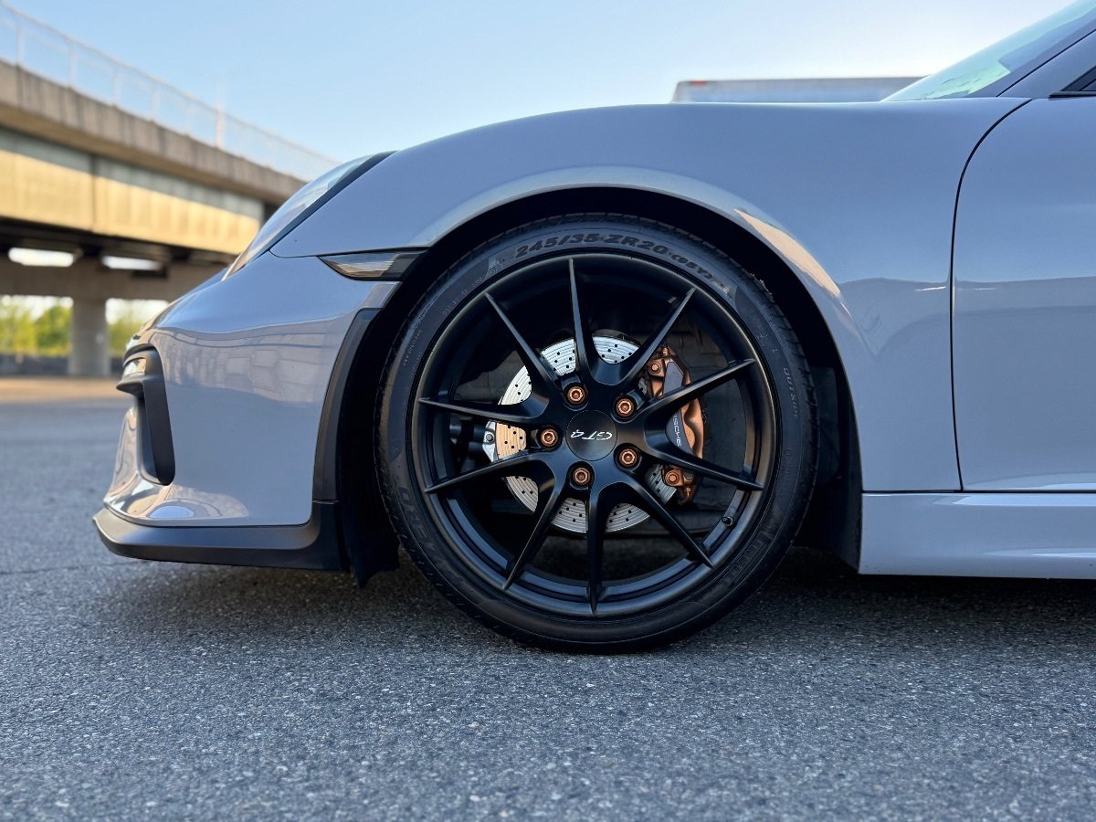 Used 2015 Porsche Cayman RWD image 9