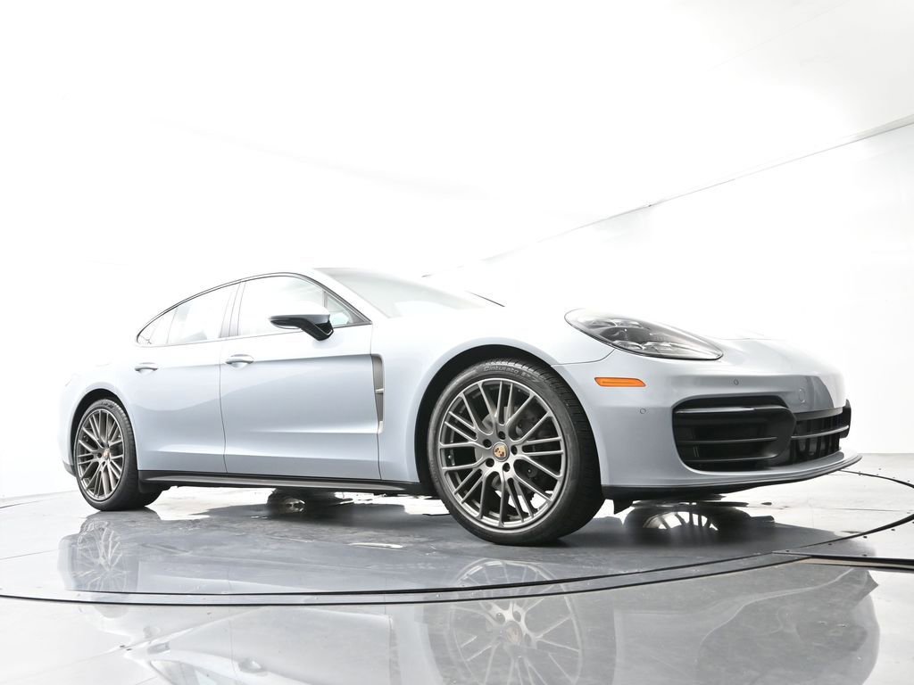 Certified 2022 Porsche Panamera Platinum Edition image 54