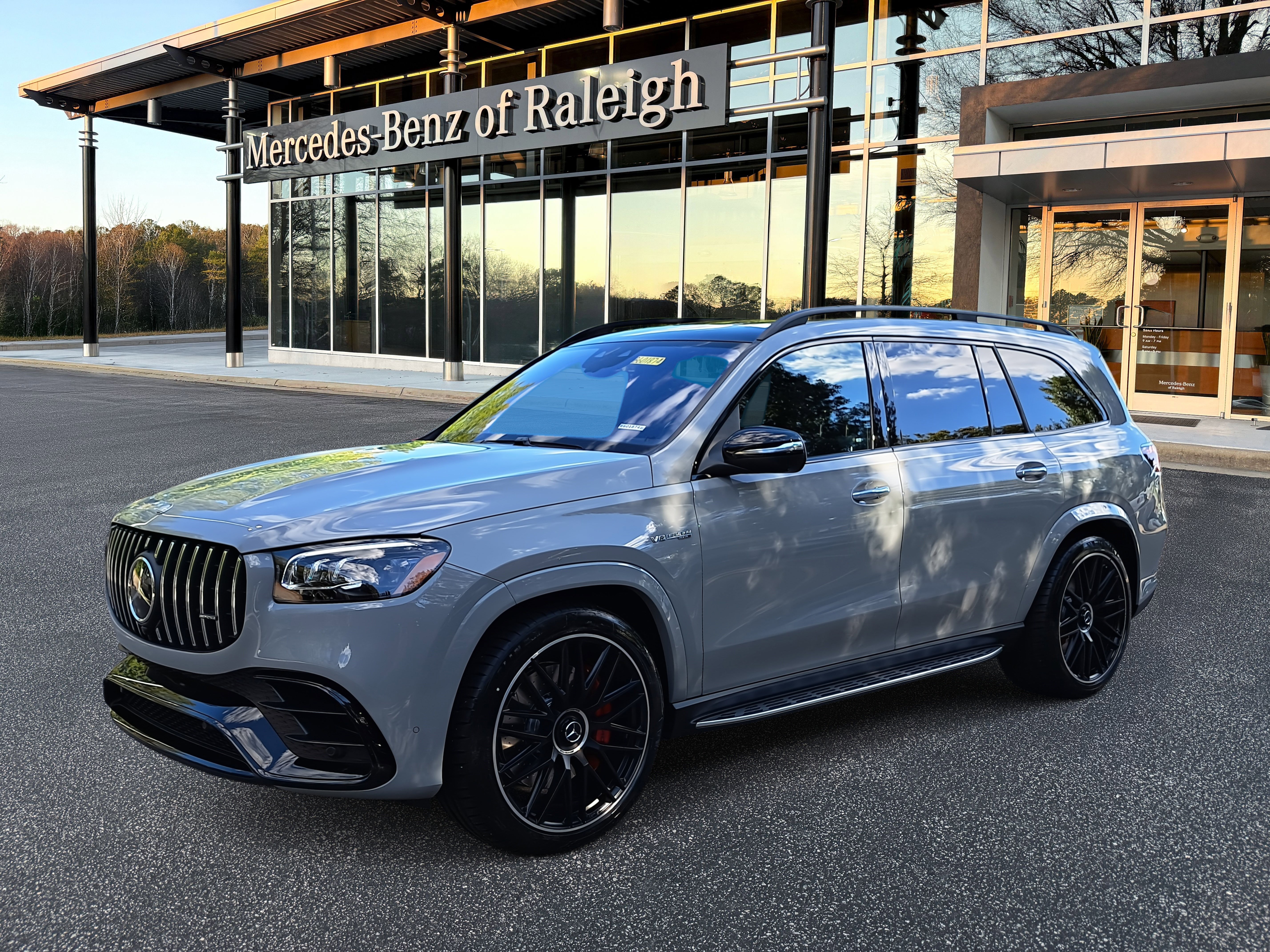 New 2026 Mercedes-Benz GLS 63 AMG 4MATIC video 1