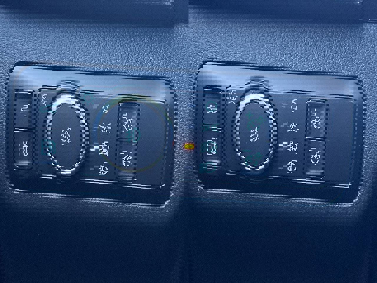 New 2026 Ford Escape SE image 15