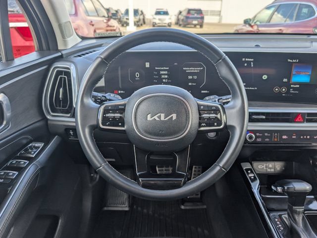 Used 2024 Kia Sorento SX AWD/4WD image 24